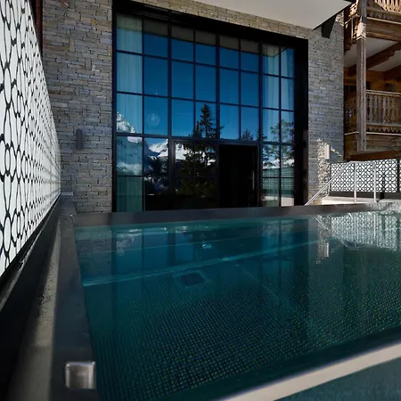 Szálloda Belarosa - The Luxury Hideaway In The Swiss Alps 5*